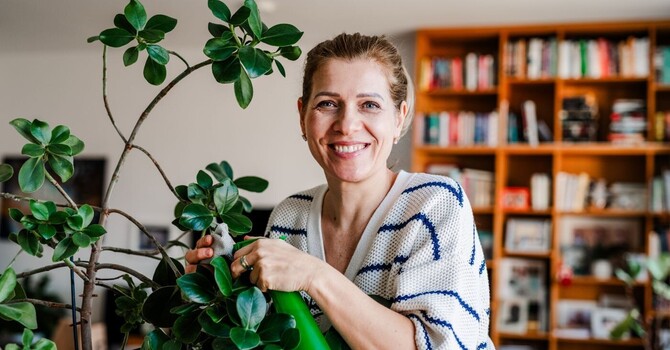 Perimenopause Symptoms: What's Normal, What's Not, and When to Seek Care